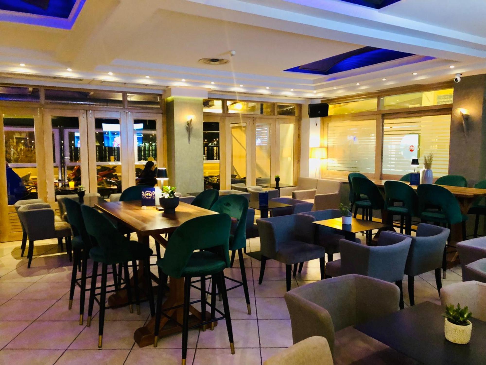 Aeolis Hotel Самос Экстерьер фото