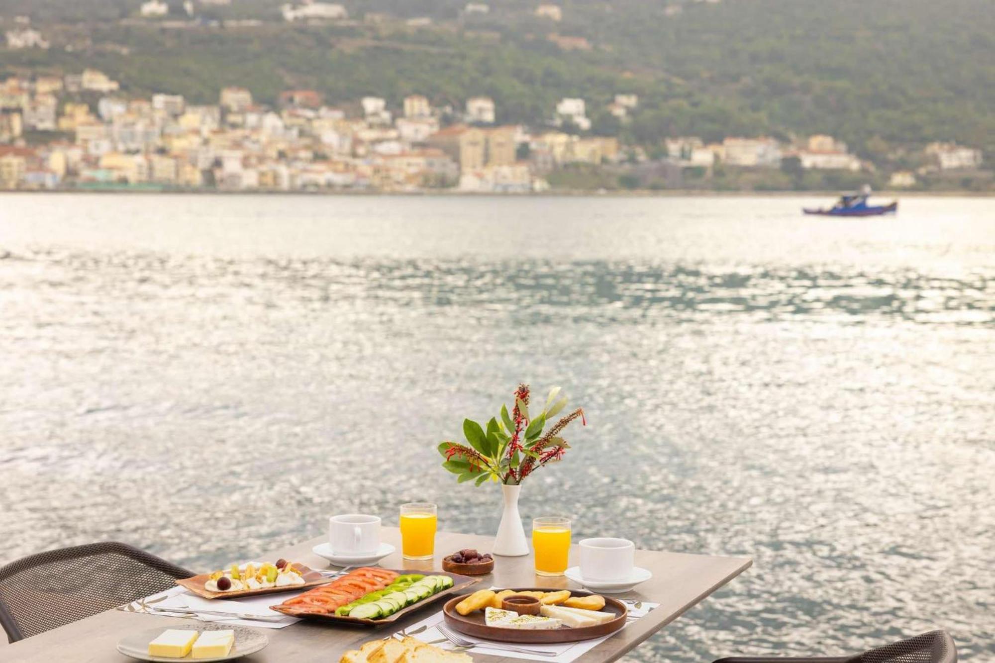 Aeolis Hotel Самос Экстерьер фото