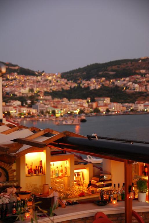 Aeolis Hotel Самос Экстерьер фото